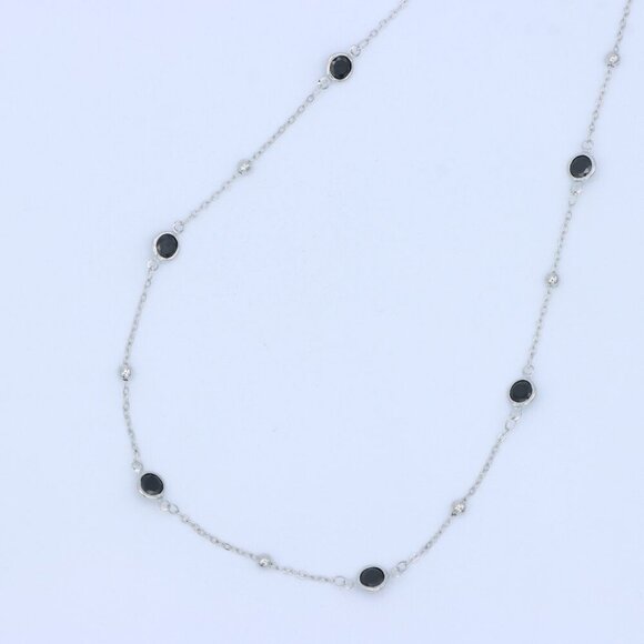 "Minimalist Necklace – Timeless, Elegant Jewelry for Her, MAR092056 - Picture 4 of 10